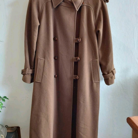 Military style trenchcoat - Picture 2 of 4